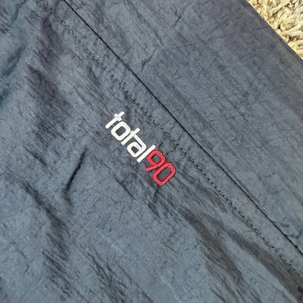 Nike Total 90 Repel Soccer Track Pants Mens Size Large Black Red HQ3393-010 NEW